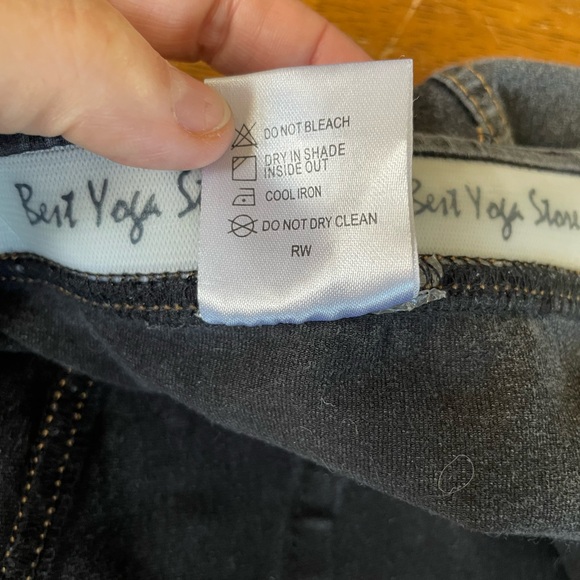 Booty lifting grey jeggings - Picture 6 of 13